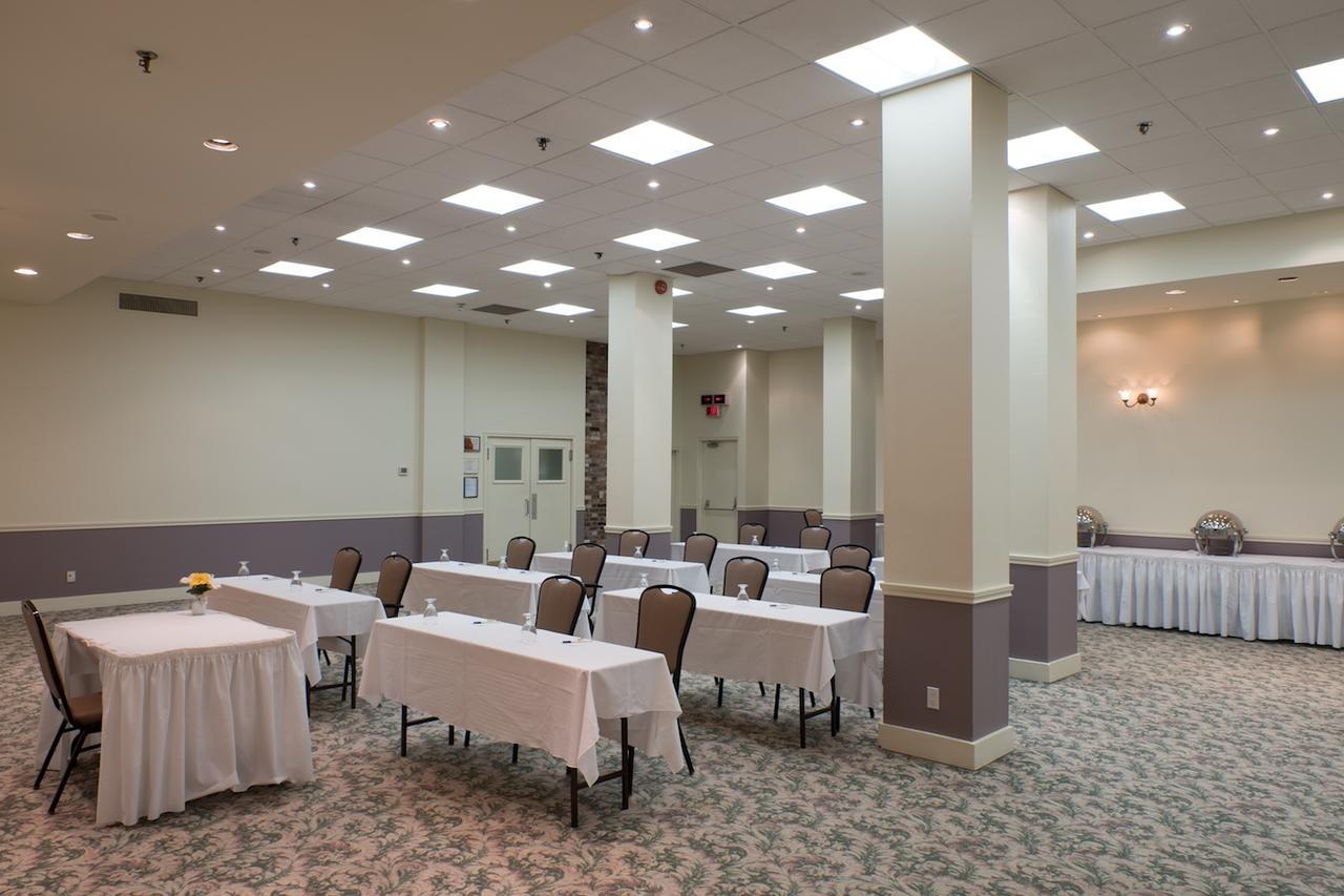 The Roehampton Hotel Toronto Exterior photo
