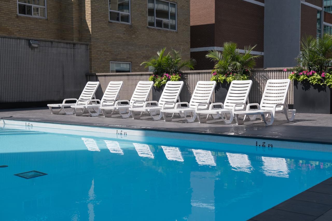 The Roehampton Hotel Toronto Exterior photo