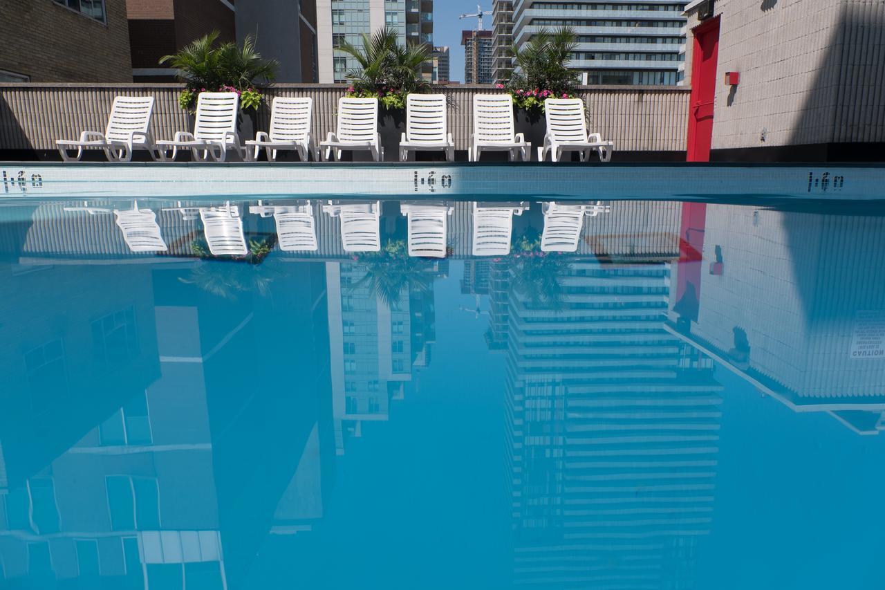 The Roehampton Hotel Toronto Exterior photo
