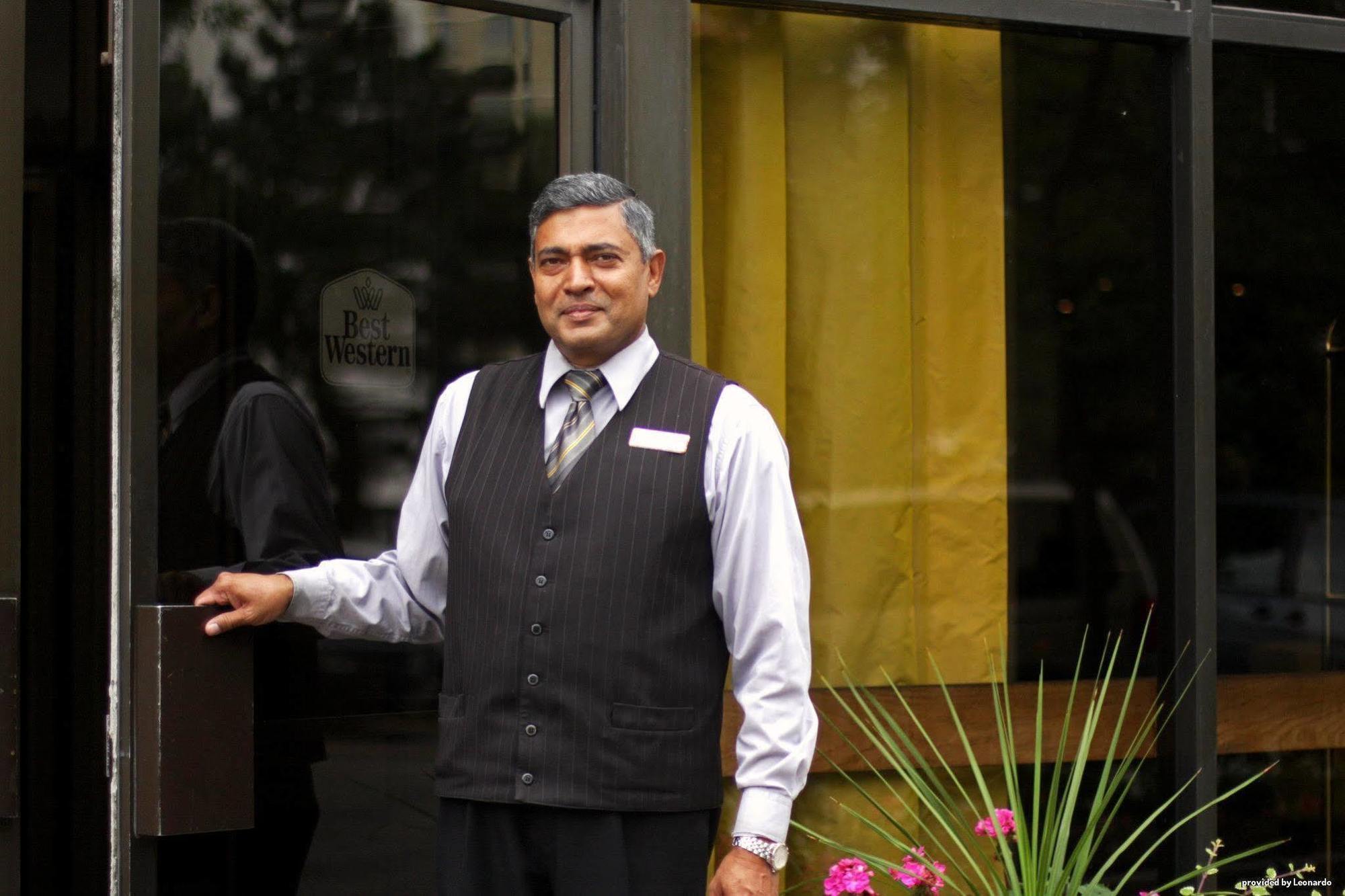 The Roehampton Hotel Toronto Exterior photo